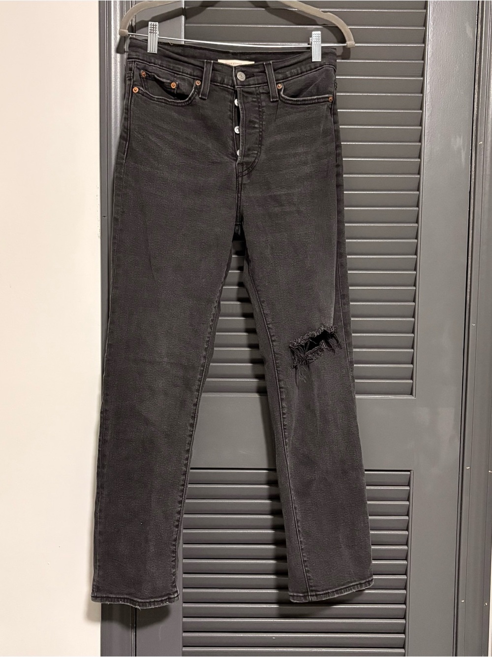 Levi’s Black Wedgie Straight Distressed Women’s Jeans